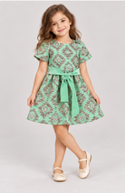 Gingersnaps gkdr1887 lifestyle model image