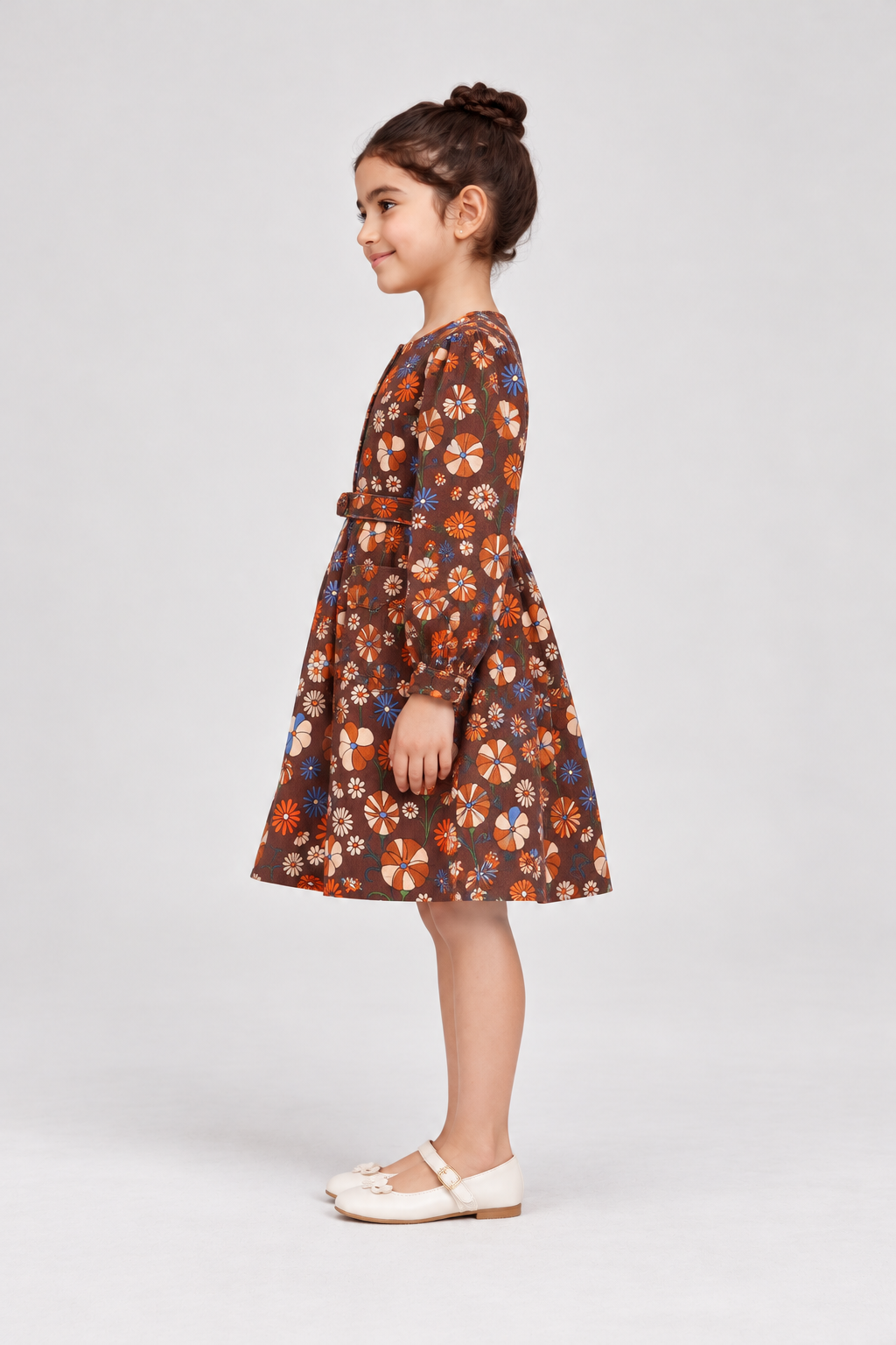 GKDR21732 floral dress left model view
