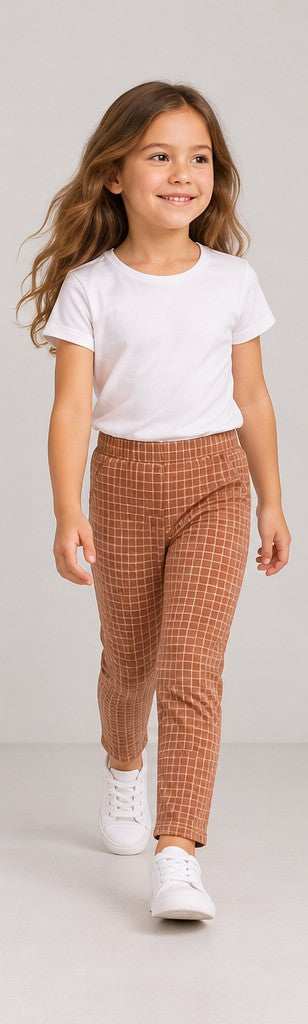 lifestyle view of Gingersnaps girls glg0241