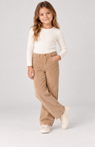 Gingersnaps gpa0472 lifestyle model image