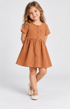 Gingersnaps igdr0993 lifestyle model image