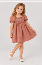 Gingersnaps igdr1125 lifestyle model image