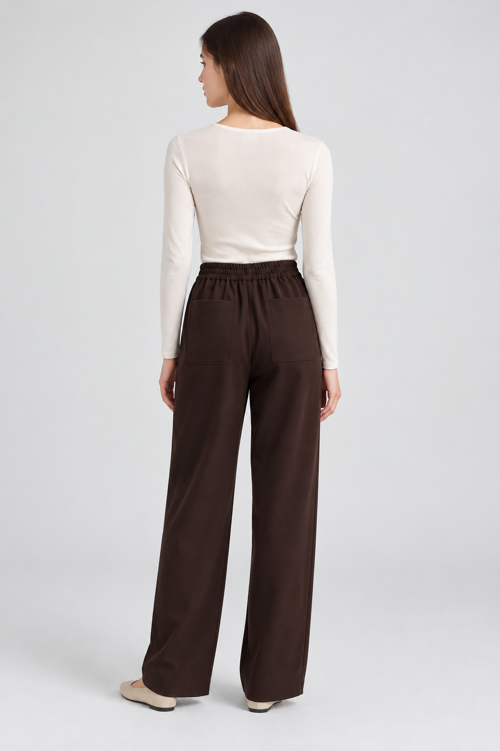 Back view - brown long pants - Andrea