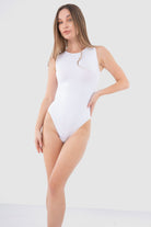 كارينا بودي سوت نسائي سادة كت من الميكروفايبر