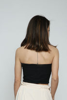 بلوزه كروب توب سادة للنساء بقصة ضيقة