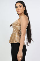 كيتشن بلوزة مخمل نسائي بحمالات رقيقة