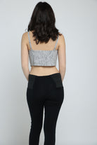 كيتشن بلوزة قصيرة بأزرار جانبية حمالات نسائي