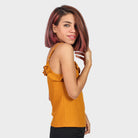 كيتشن بلوزة بحمالات رفيعة بكشكش علي الصدر