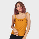 كيتشن بلوزة بحمالات رفيعة بكشكش علي الصدر