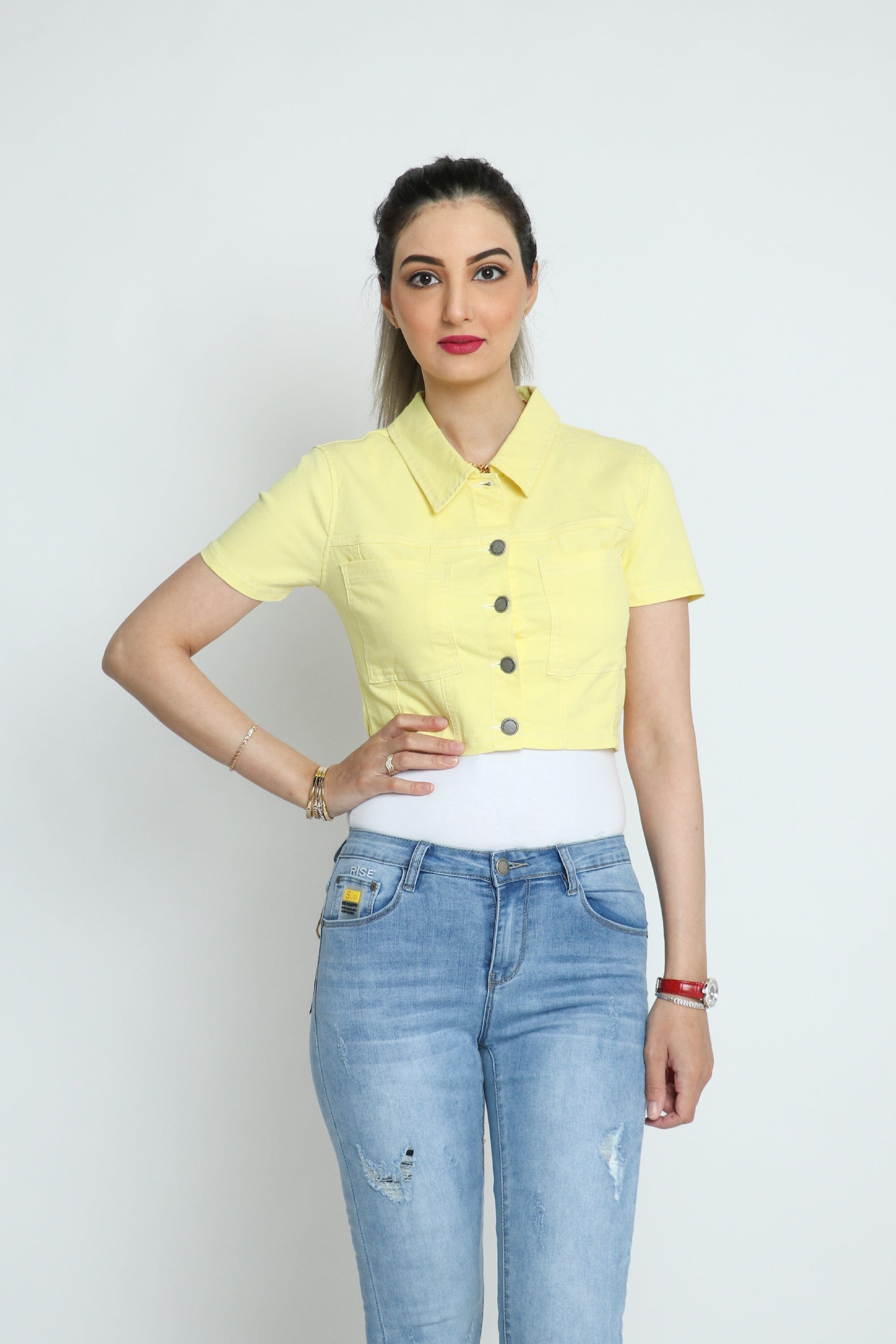 كيتشن بلوزة جينز بجيوب كم قصير بأزرار أمامية نسائي