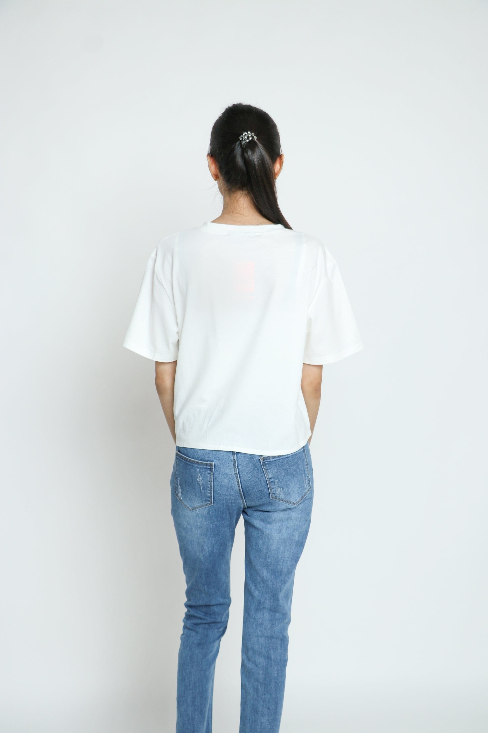 كيتشن بلوزة قطنية قصيرة برباط على الجنب نص كم نسائي