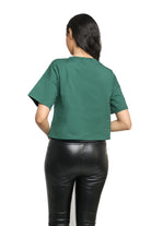 كيتشن بلوزة قطن سادة بجيب نص كم نسائي