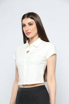 كيتشن بلوزة بأكمام قصيرة بأزرار أمامية