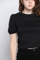 كيتشن بلوزة قصيرة الأكمام سادة كتف مرتفع