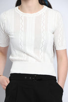 كيتشن بلوزة قصيرة الأكمام سادة مخرمة بأشكال