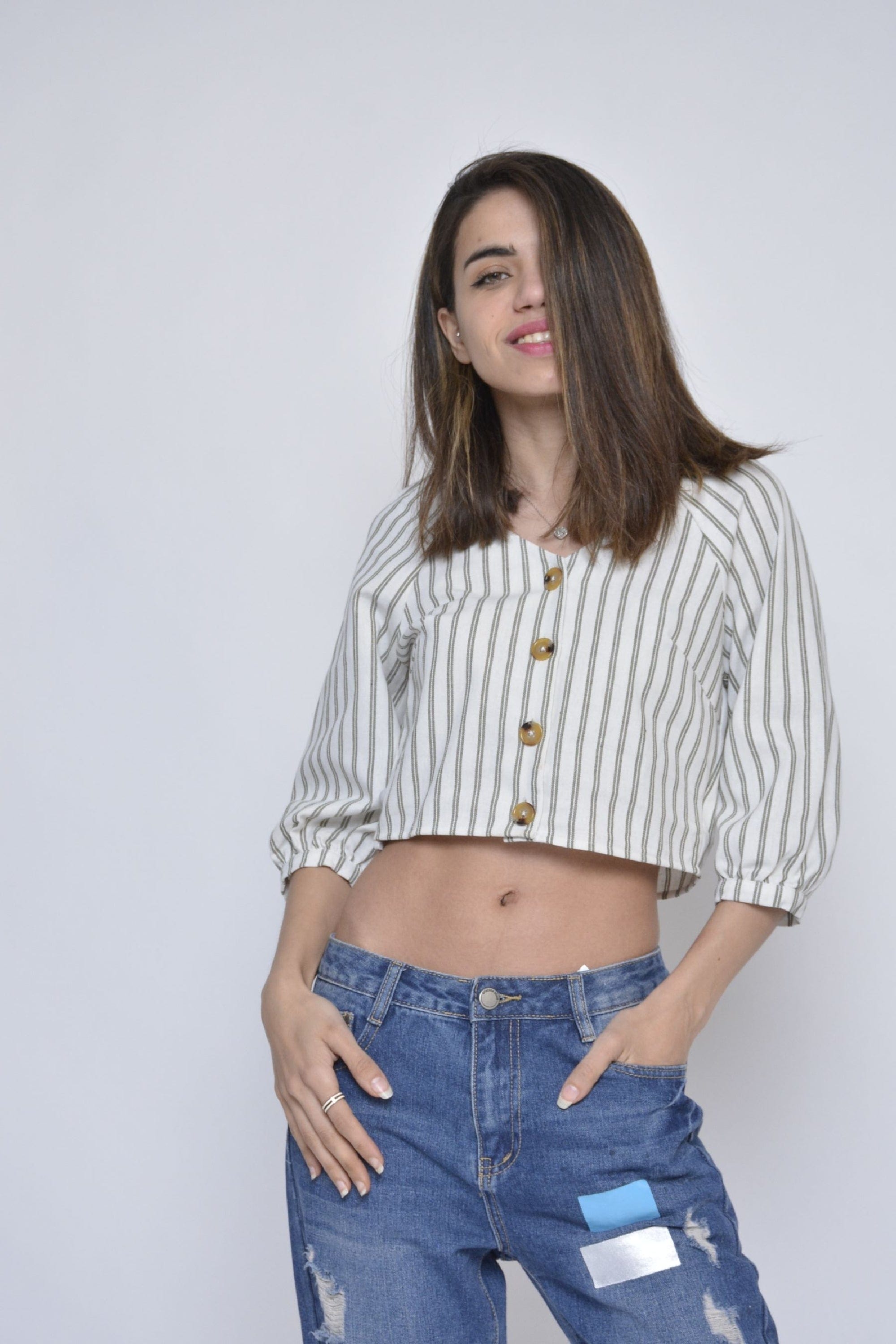 كيتشن قميص قصير مخطط بالطول بأزرار أمامية 3/4 كم منفوخ نسائي أخضر جيشي