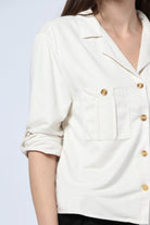 كيتشن بلوزة شمواه بأزرار أمامية وجيوب وياقة 3/4 كم نسائي