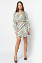 كيتشن بلوزة قصيرة مخططة بالطول كم طويل نسائي أخضر