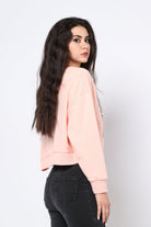 كيتشن بلوزة قصيرة أوفر سايز مطبوعة بكم طويل نسائي