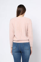 كيتشن بلوزة ناعمة ريش كم طويل نسائي