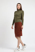 كيتشن بلوفر ضيق مضلع برقبة كم طويل نسائي