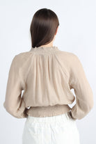 كيتشن بلوزة بأكمام طويلة نص بطن برباط على الرقبة