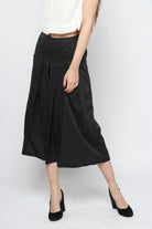 كيتشن بنطلون سادة كلوش من أسفل قصير أسود