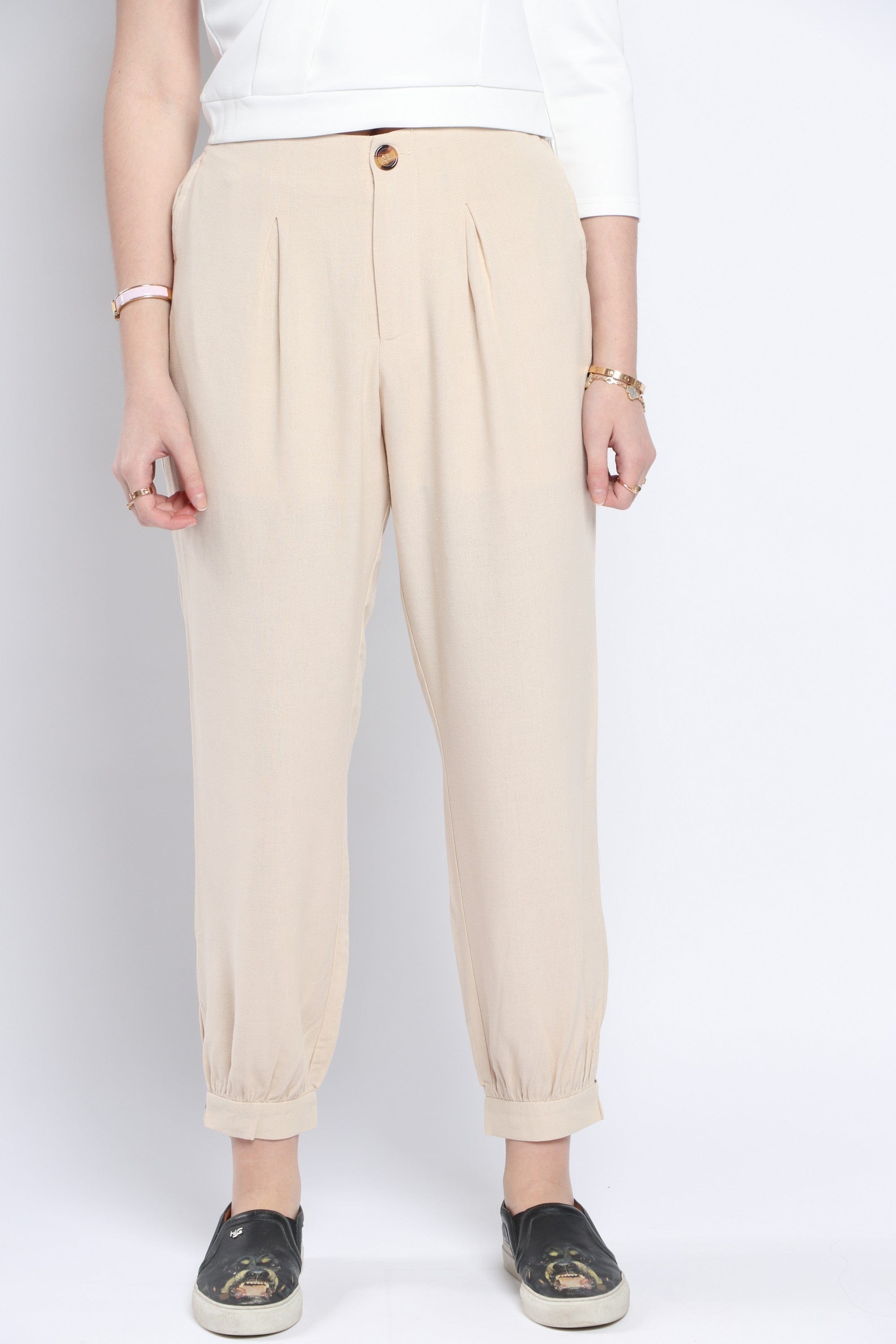 كيتشن بنطلون قصير سادة بأساور نسائي