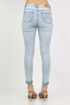 كيتشن بنطلون جينز سكيني مطرز باللؤلؤ نسائي