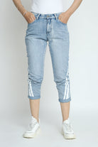 كيتشن بنطلون جينز قصير نسائي