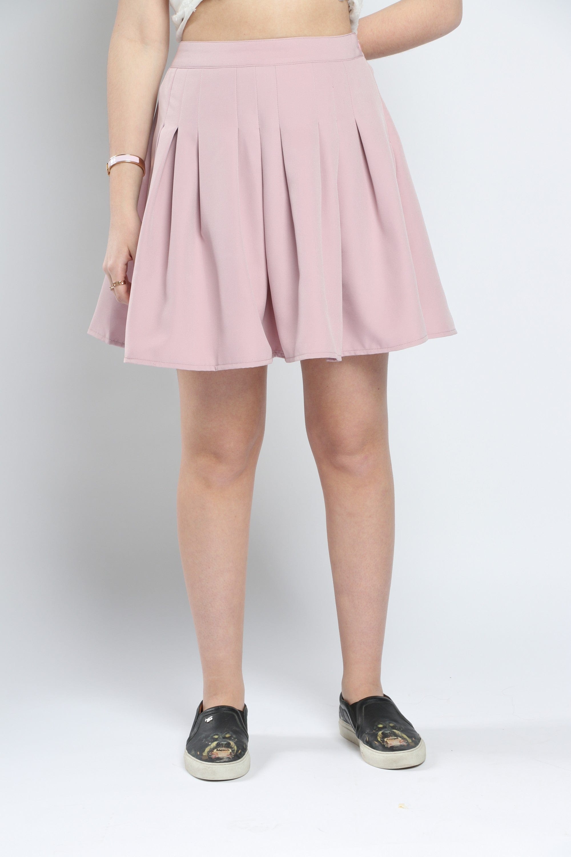 كيتشن تنورة قصيرة سادة واسعة