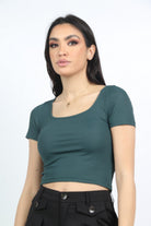 كيتشن بلوزة نص بطن كم قصير سادة نسائية