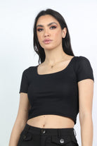 كيتشن بلوزة نص بطن كم قصير سادة نسائية