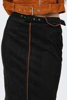 كيتشن تنورة قصيرة شمواه بحزام خصر