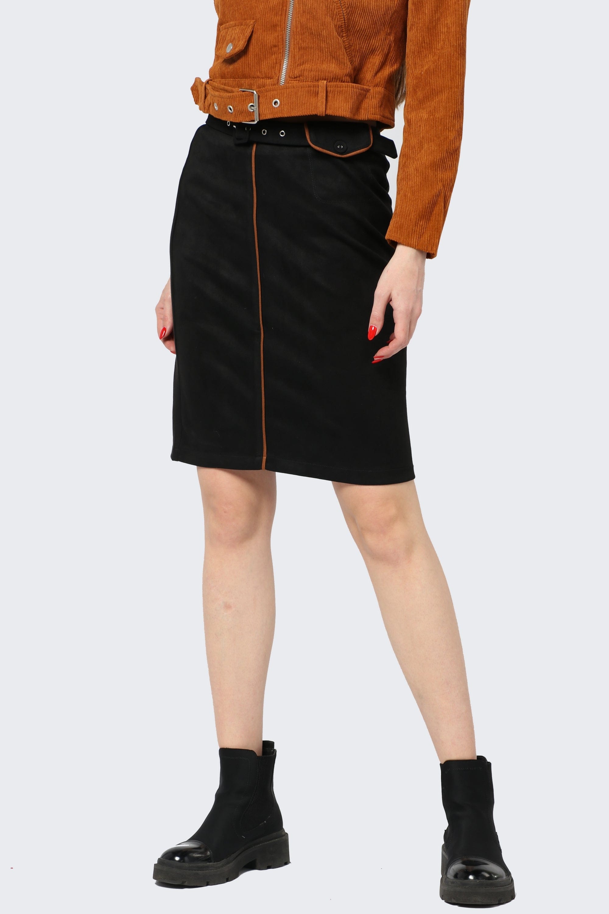 كيتشن تنورة قصيرة شمواه بحزام خصر