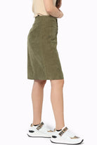 كيتشن تنورة قصيرة قطيفة مضلع بجيوب امامية أخضر جيشي