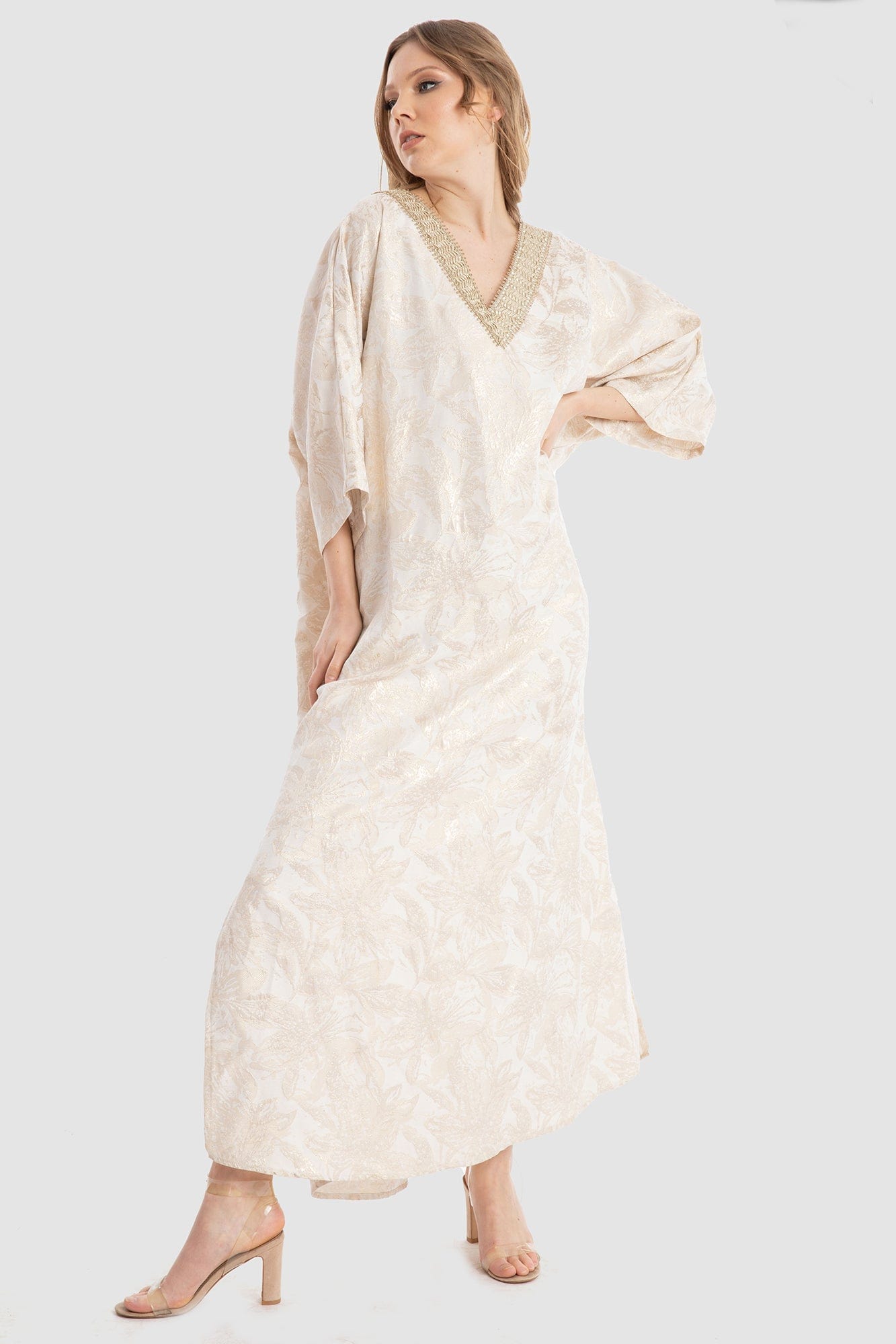 داليدرس قفطان منقوش بنقشة لامعة 3/4 كم بيج/ذهبي