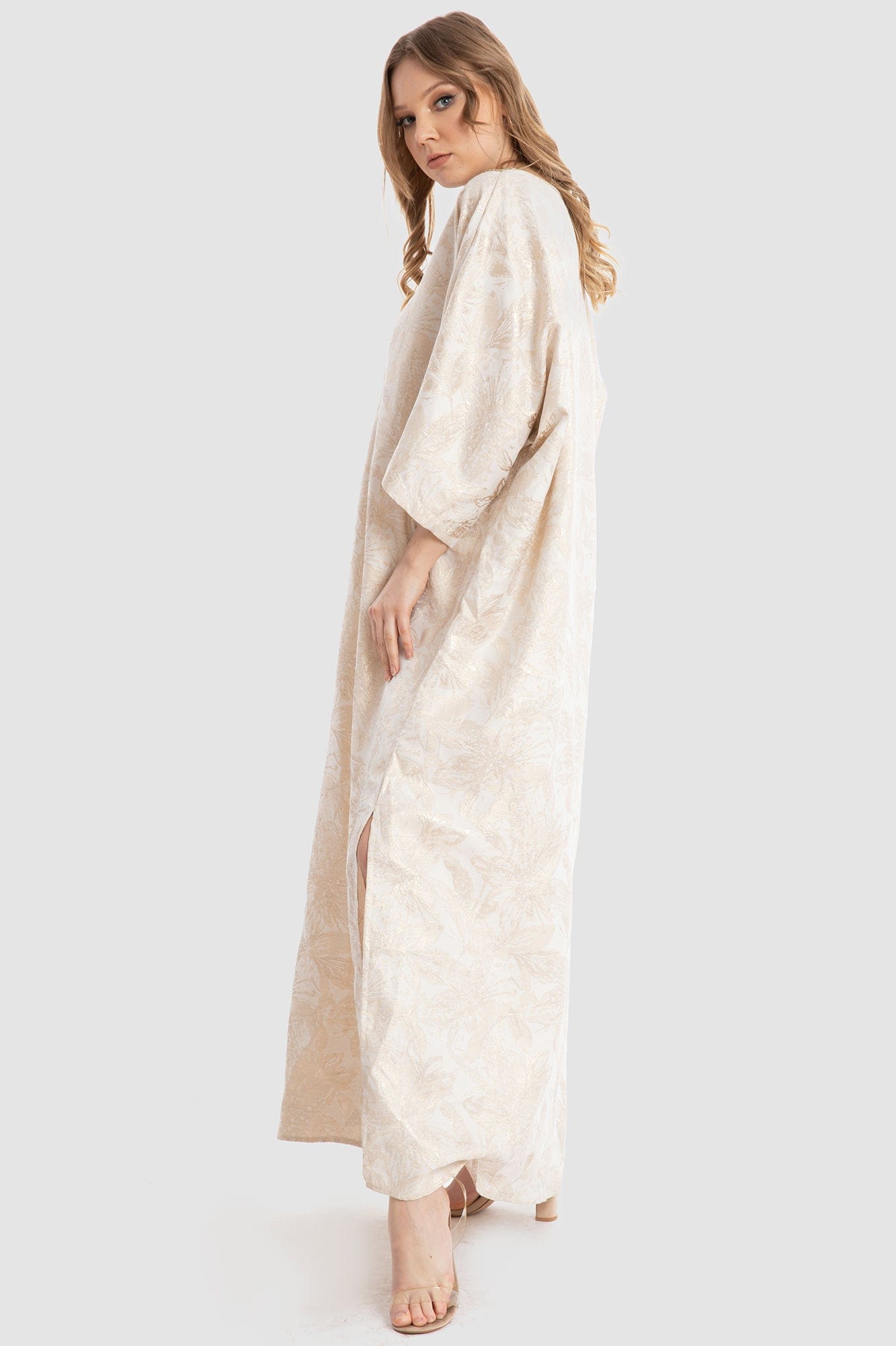 داليدرس قفطان منقوش بنقشة لامعة 3/4 كم بيج/ذهبي