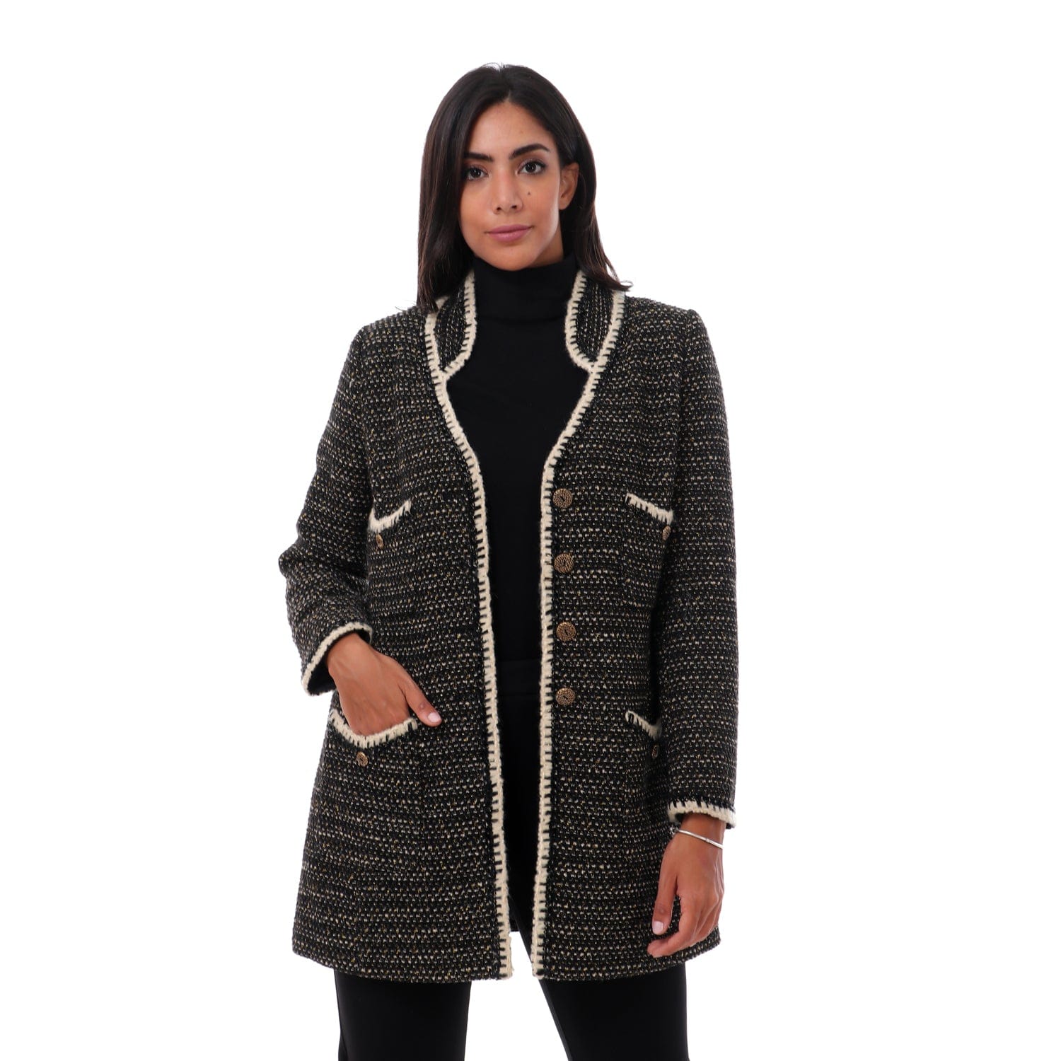 داليدرس جاكيت بخيوط متداخلة بأزرار أمامية كم طويل نسائي أسود/ذهبي