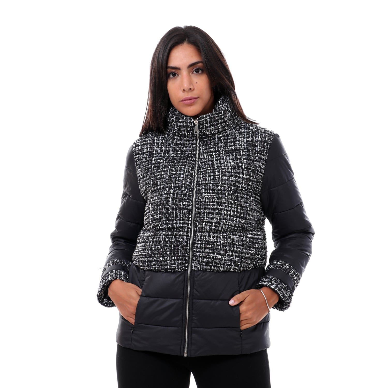 داليدرس جاكيت بمب مزين بخيط منسوج كم طويل نسائي أسود/أبيض