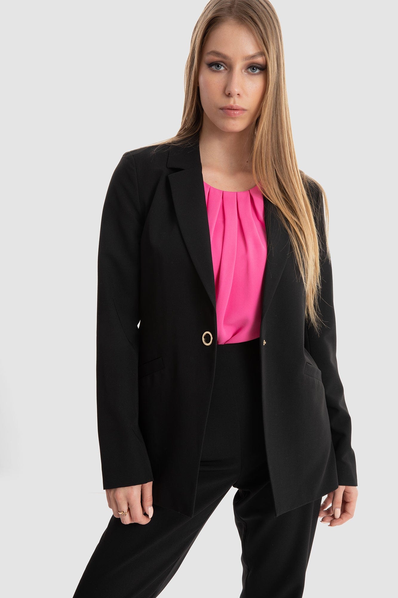 داليدرس جاكيت رسمي بزر أمامي نسائي أسود