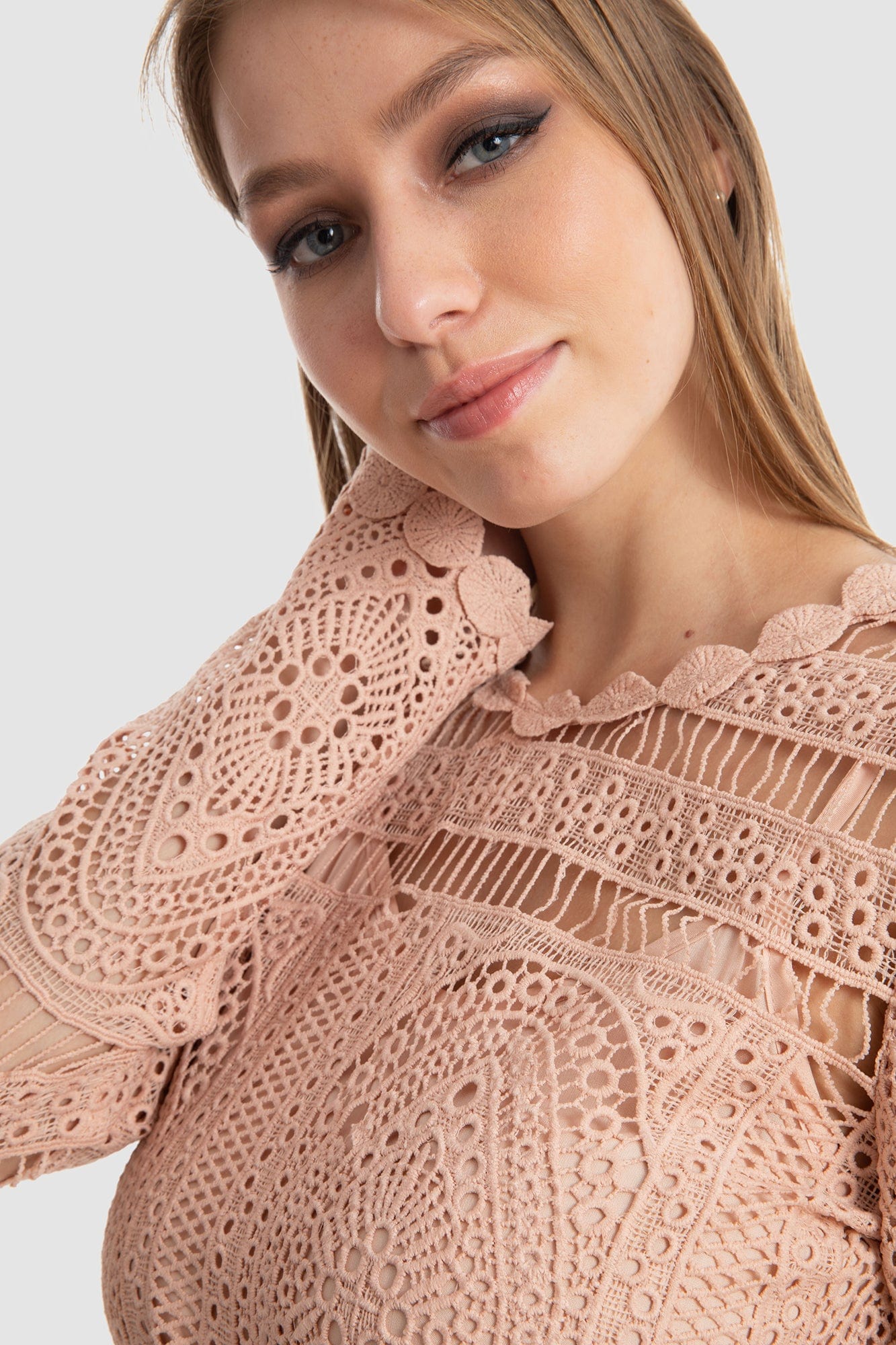 داليدرس فستان طويل دانتيل ميدي مبطن كم طويل مخصر نسائي وردي