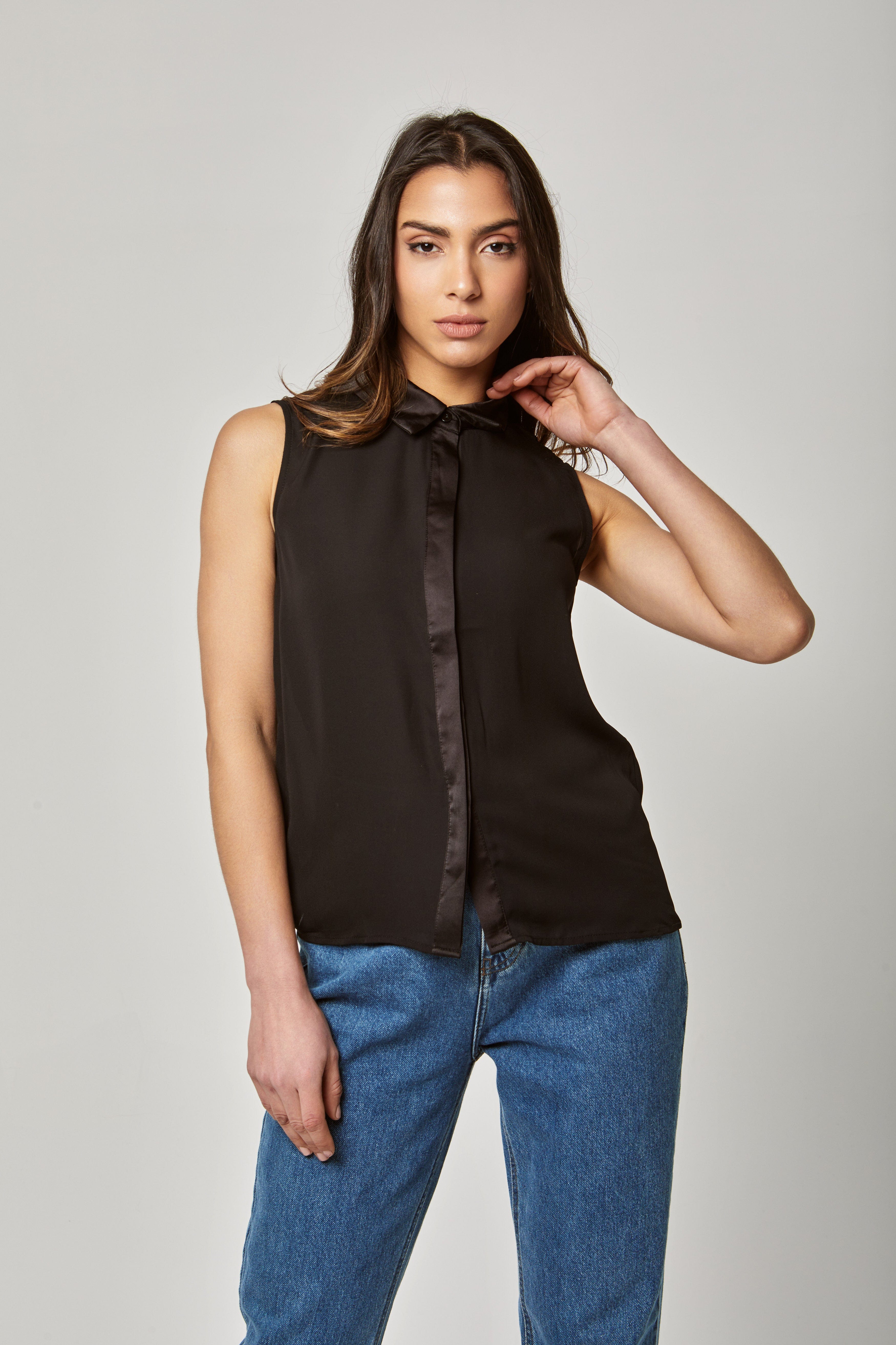 داليدرس بلوزة سادة بياقة عريضة