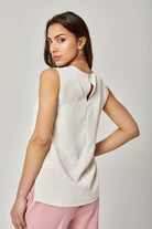 داليدرس بلوزة نسائية سادة بدون أكمام