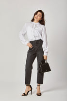 داليدرس بلوزة بكسرات دانتيل كم طويل نسائي أبيض