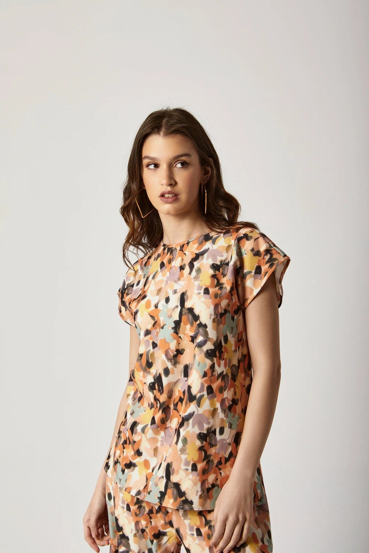 داليدرس بلوزة نسائية مطبوعة بحزام خصر متعدد الألوان