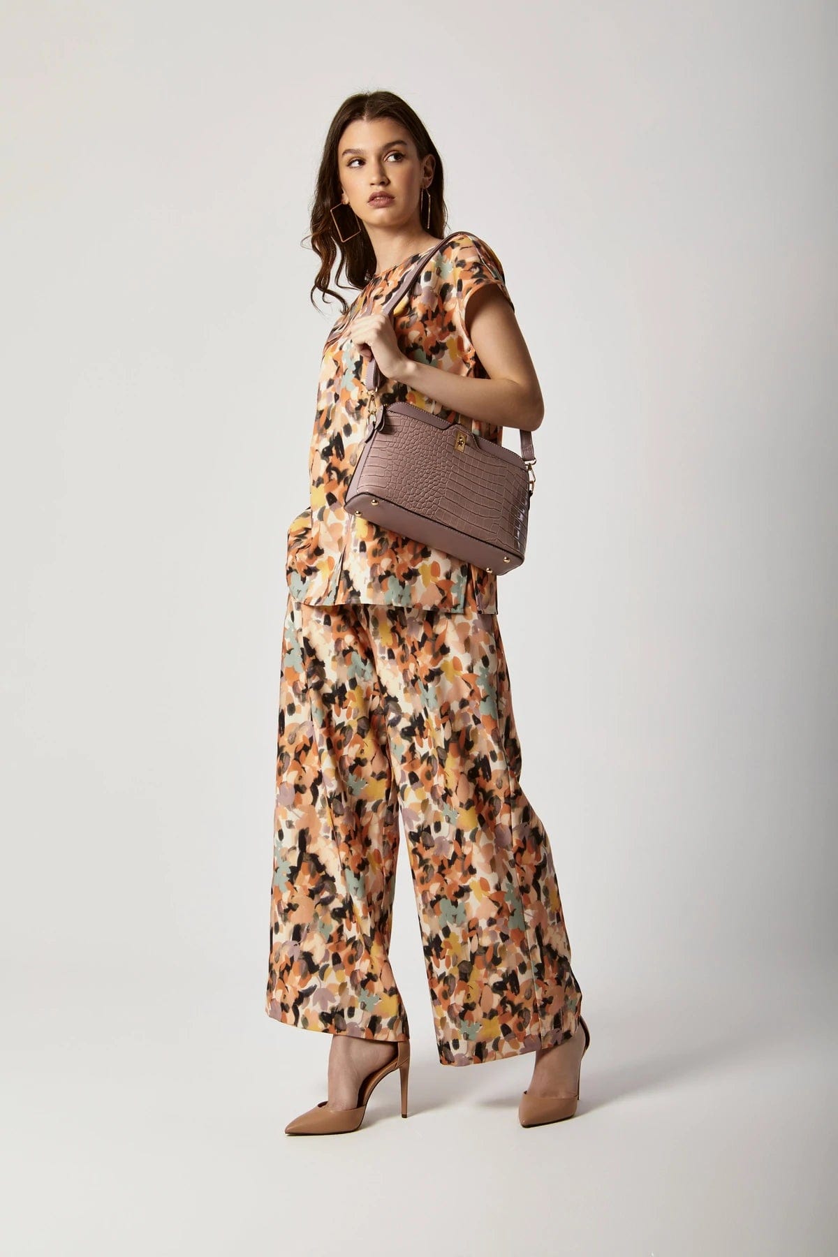 داليدرس بلوزة نسائية مطبوعة بحزام خصر متعدد الألوان