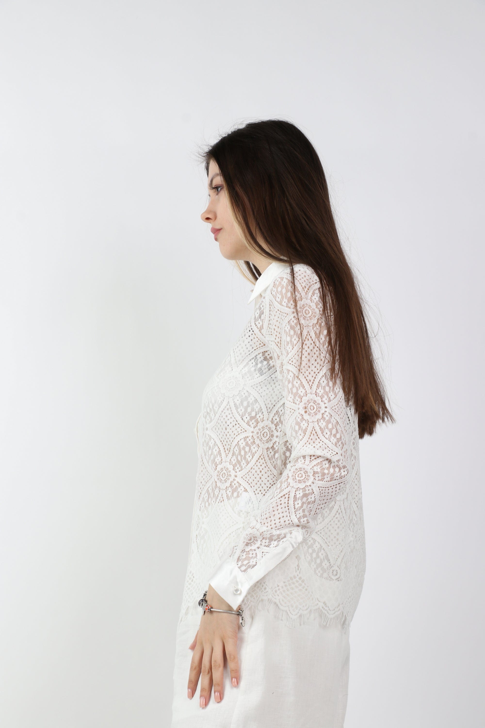 داليدرس بلوزة دانتيل بأزرار أمامية لامعة نسائي