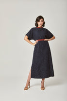 داليدرس فستان ميدي دانتيل مخصر بخطين على الخصر كم قصير نسائي أزرق داكن