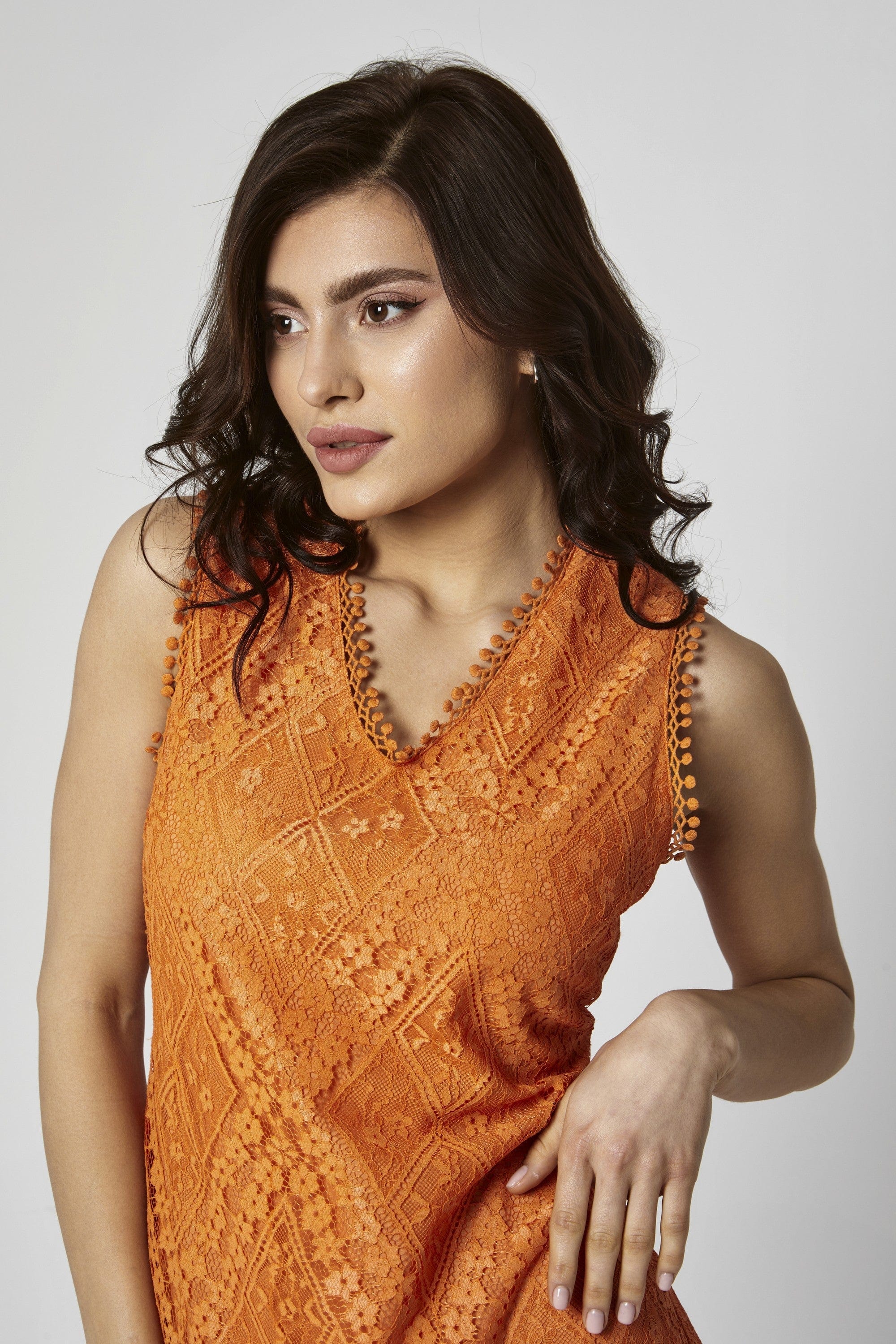 داليدرس فستان ميدي دانتيل مبطن كت نسائي برتقالي